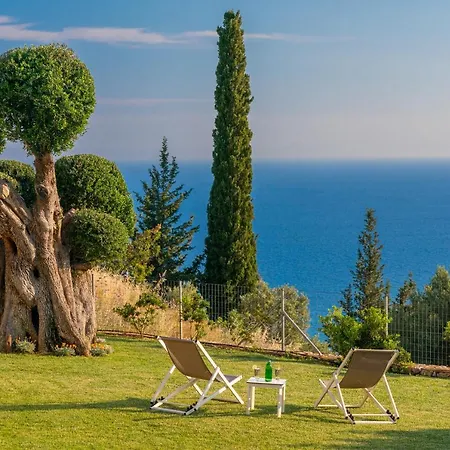 Lourdas Bay View * Simotata
