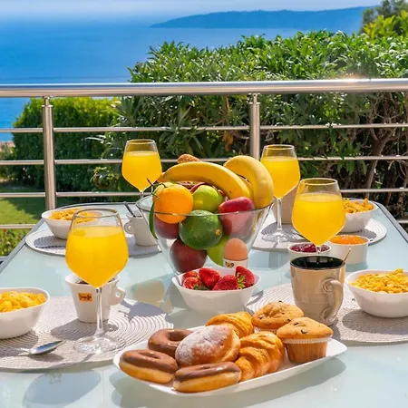 Lourdas Bay View * Simotata