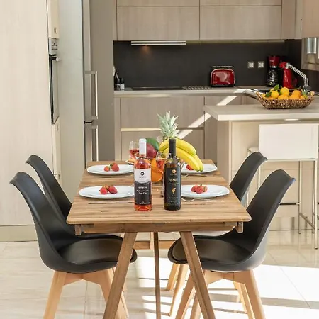 Lourdas Bay View Holiday home Simotata