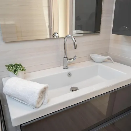 Lourdas Bay View * Simotáta