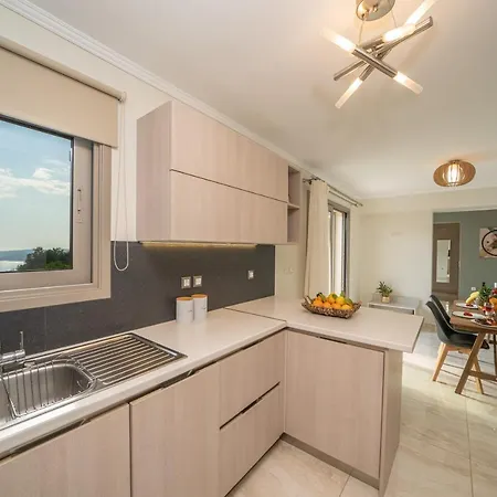 بيت للعطل Lourdas Bay View Simotáta