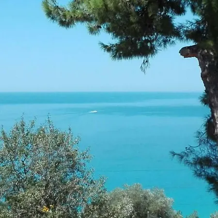 بيت للعطل Lourdas Bay View Simotáta