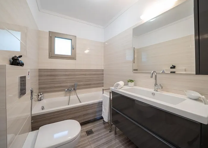 Lourdas Bay View Simotata