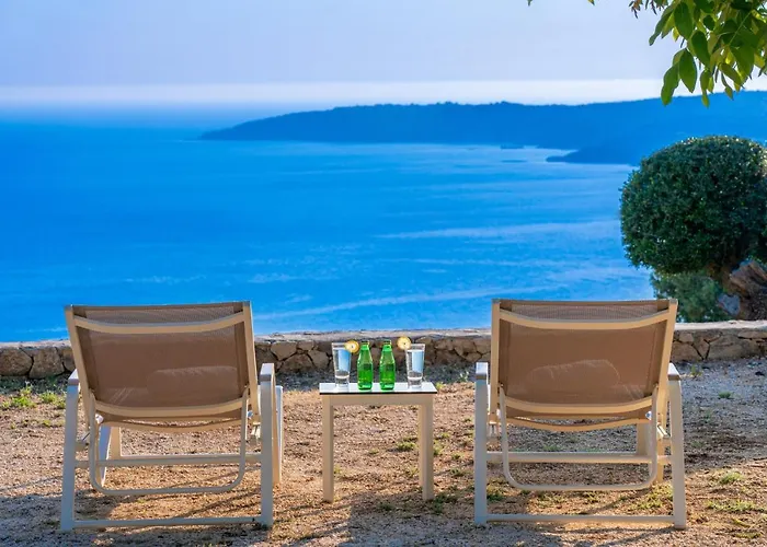 Дом отдыха Lourdas Bay View *