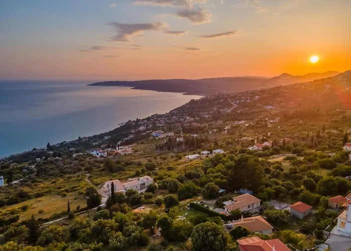 Lourdas Bay View Дом отдыха Simotata