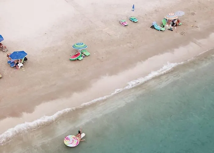 Дом отдыха Lourdas Bay View