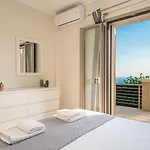 別荘 Lourdas Bay View